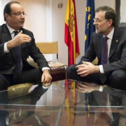 Mariano Rajoy junto al presidente francés Francois Hollande en una reunión bilateral en Bruselas