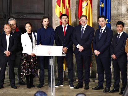 La Generalitat se compromete a traducir para la comunidad china las indicaciones de Sanidad por el coronavirus