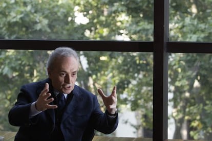 A photograph of Josep Carreras from 2008.