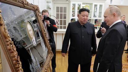  Kim Jong-un y Vladímir Putin, el miércoles en Pyongyang.