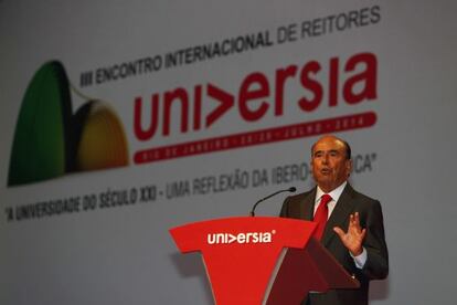 Emilio Botín, presidente do Santander, abre o III Encuentro Internacional de Rectores promovido pela rede Universia no Rio de Janeiro.