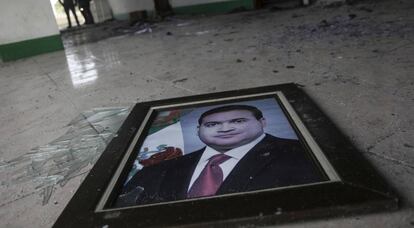 Retrato del exgobernador de Veracruz, Javier Duarte, tras incidentes en Catemaco este sábado