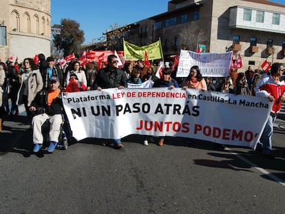 No a los recortes en la atención a la dependencia