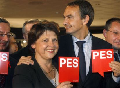 José Luis Rodríguez Zapatero, junto a la nueva líder de los socialistas franceses, Martine Aubry.