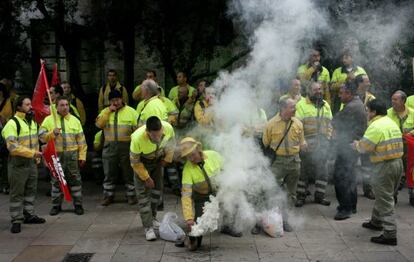 Protestas de los trabajadores de Tragsa, en Valencia.