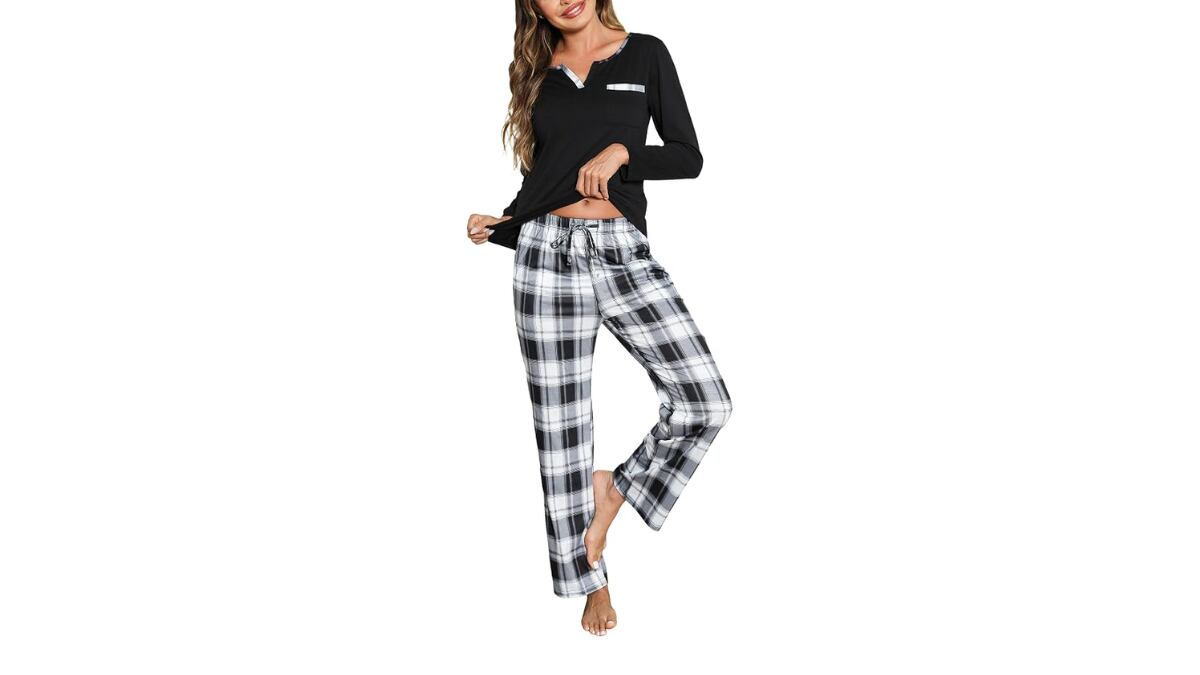 Pijama de inverno para mujer.
