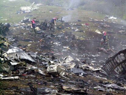 Los restos del Yak-42 en Turquía en mayo de 2003.