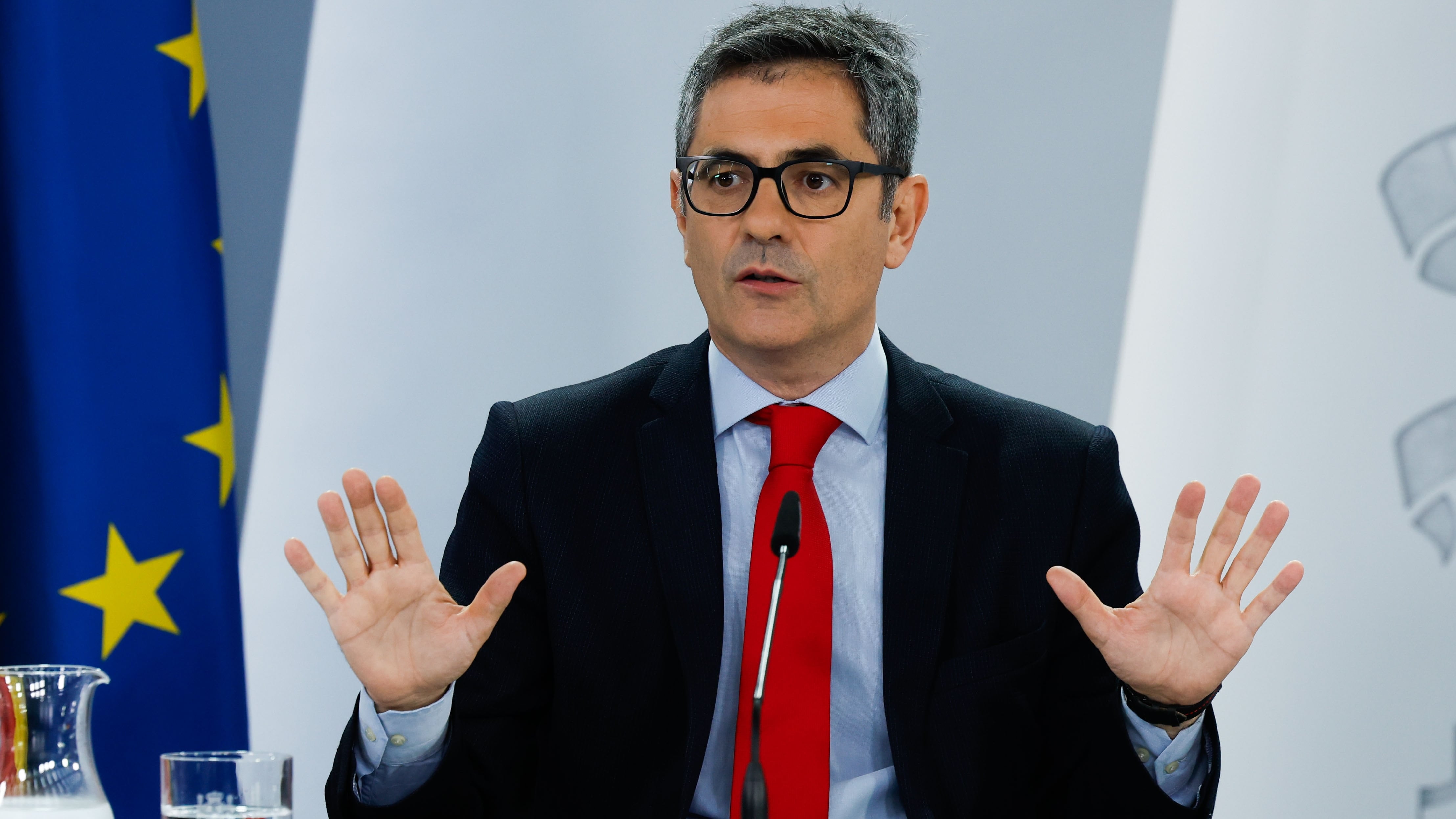 Bolaños firmó en solitario la ley de Secretos ante la división del Gobierno 