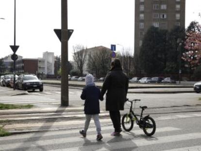 La relajación del confinamiento en Italia aviva el debate en España. Si se hace, se debería aplicar con sentido común y absoluto respeto por los derechos de todos los seres humanos