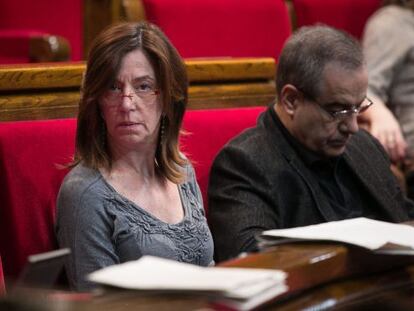 Montserrat Capdevila, diputada del PSC, durante la sesión ordinaria en el pleno del Parlamento de Cataluña.