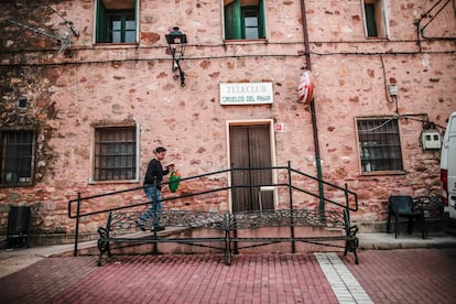 Un teleclub en Ciruelos del Pinar (Guadalajara).