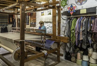 Weaving shop Telares Mercedes in Pampaneira.