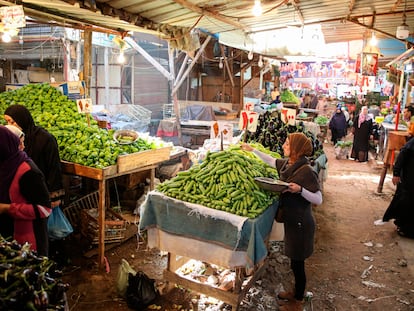 Mercado de alimentos Al-Monira en el distrito de Imbaba de Giza, Egipto, el pasado mes de enero.