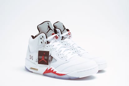 Supreme x Jordan 5 (2015)