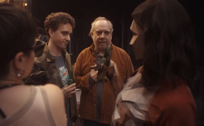 Paul Giamatti protagoniza el episodio 'Eulogy' de 'Black Mirror'.