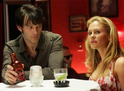 Stephen Moyer y Anna Paquin, protagonistas de la serie <i>True Blood</i>.