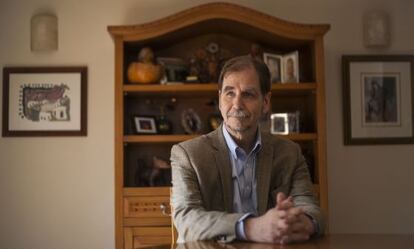 Agustín Basave en entrevista para El País en Coyoacán.