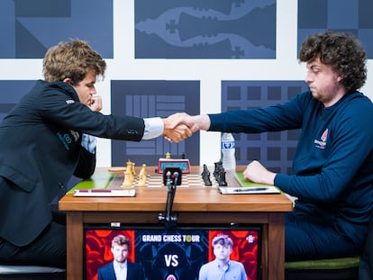 Magnus Carlsen y Hans Niemann
