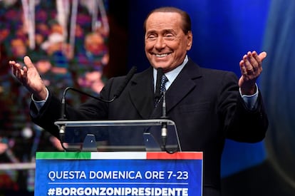 El ex primer ministro, Silvio Berlusconi, en un mitin el pasado enero, en Emilia Romaña.