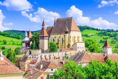 El pueblo de Biertan con su iglesia fortificada.