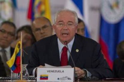 En la imagen, el ministro de Petróleo y Minería de Venezuela y presidente de Petróleos de Venezuela (PDVSA), Rafael Ramírez. EFE/Archivo