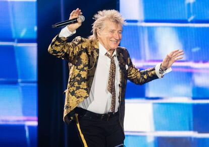 Rod Stewart durante un concierto en Londres en diciembre de 2019.