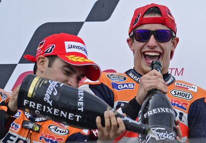 Márquez y Pedrosa celebran el primer y segundo puesto en el GP de Alemania