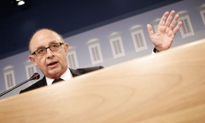 Cristóbal Montoro.