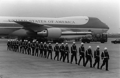 El Air Force One trasladó a George Bush a la Conferencia de Paz de Madrid en noviembre de 1991. En la foto, el avión presidencial en las pistas de Barajas.