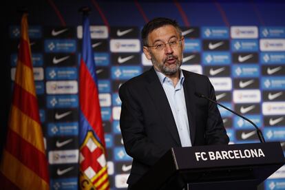 El presidente del Barcelona, Josep Maria Bartomeu, durante la presentación de Sarunas Jasikevicus.