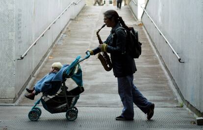 'Taking a Life for a Walk. Retrato de la compositora Caroline Kraabel', incluido en la muestra.