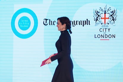 La presidenta de la Comunidad de Madrid, Isabel Díaz Ayuso, durante su intervención de este lunes como oradora invitada en la Conferencia Margaret Thatcher, un acto organizado por el Centro de Estudios Políticos de Londres.