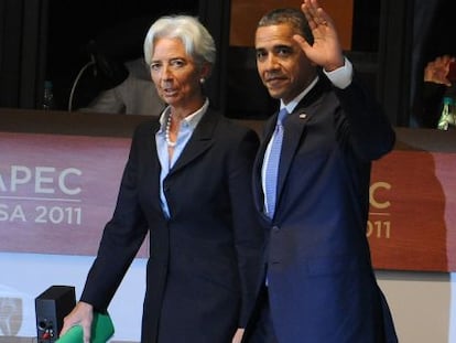 Obama y la directora del FMI, Christine Lagarde, hoy en la cumbre de la APEC