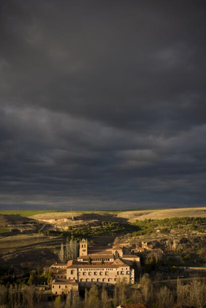 Vista del monasterio jerónimo de Santa María del Parral, en Segovia.