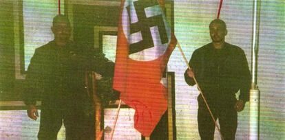 Grupo de neonazis vinculados a la organizaci&oacute;n Hammerskin.