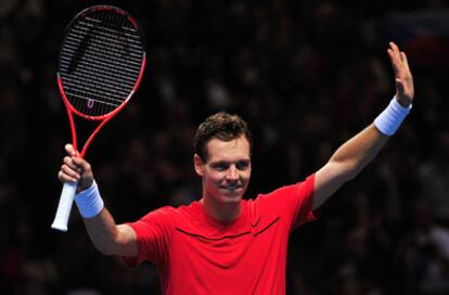 Berdych celebra su victoria.