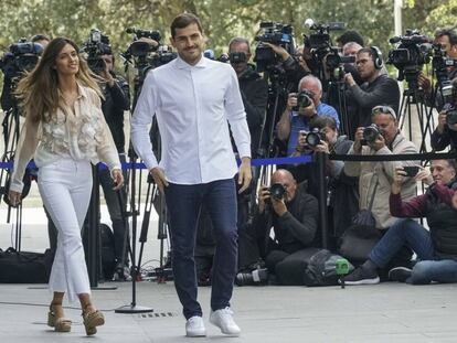 Sara Carbonero e Iker Casillas, el día que le dieron el alta al portero.