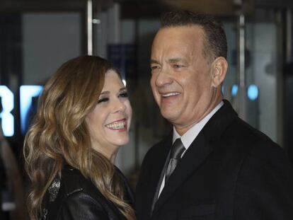 Rita Wilson y Tom Hanks en un estreno en Londres en enero de 2018.