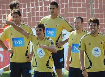 Los jugadores de la selección española, durante un entrenamiento