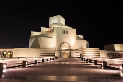 El Museo de Arte Islámico en Doha, Catar, abierto al público en 2008. Esta obra se caracteriza por la sencillez de sus formas geométricas, lo que el arquitecto llamó 'esencia de la arquitectura islámica'.