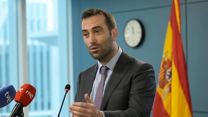 El ministro de Economía español, Carlos Cuerpo, en una rueda de prensa el pasado viernes.