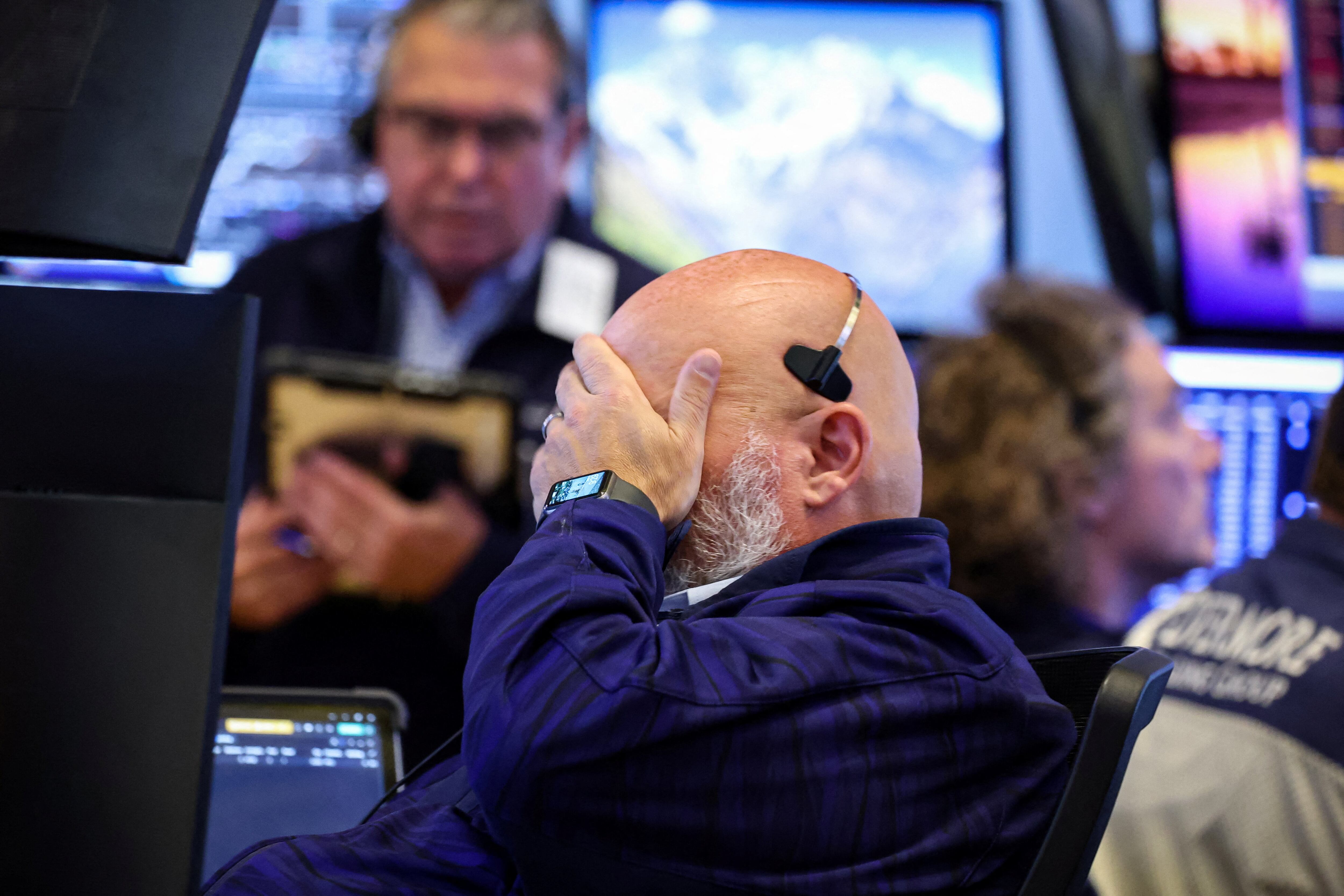 Un 'trader' en la Bolsa de Nueva York, este jueves.