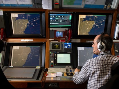 Sala de control en el aeropuerto de Aberdeen.