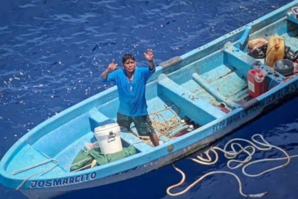 Localizado y rescatado Héctor Márquez, el pescador de Oaxaca que llevaba náufrago una semana