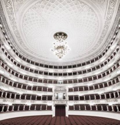 Interior del teatro de la Scala de Mil&aacute;n.