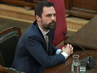 Catalan parliament speaker Roger Torrent in court.