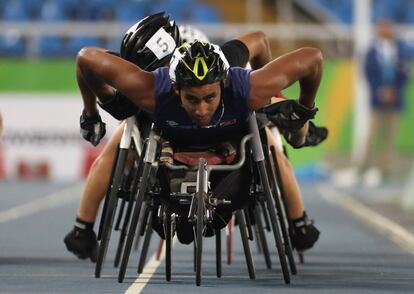 Walid Ktila (Túnez) lidera en los 800 m.