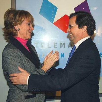 Esperanza Aguirre y Manuel Soriano, en 2003.