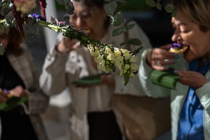 Mesa del pasado (mieles multiflora) en muestra gastronómica "A Tres Tiempos" de los alumnos de la especialidad en Diseño e Innovación para alimentos de Centro, CDMX