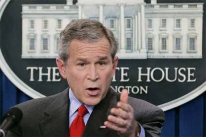 El presidente George W. Bush, ayer durante una conferencia de prensa.